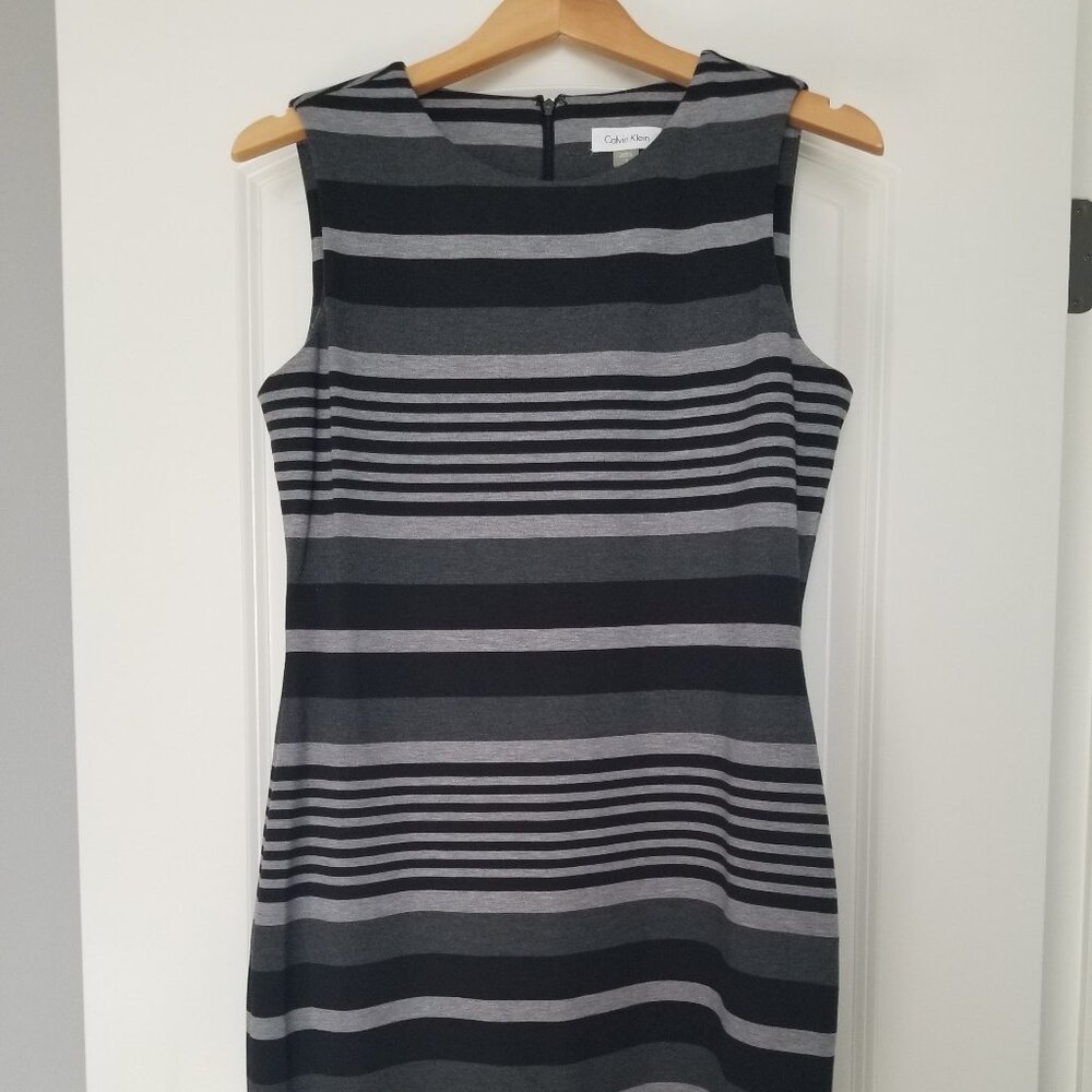 Calvin Klein knit dress size 10 New Without Tags